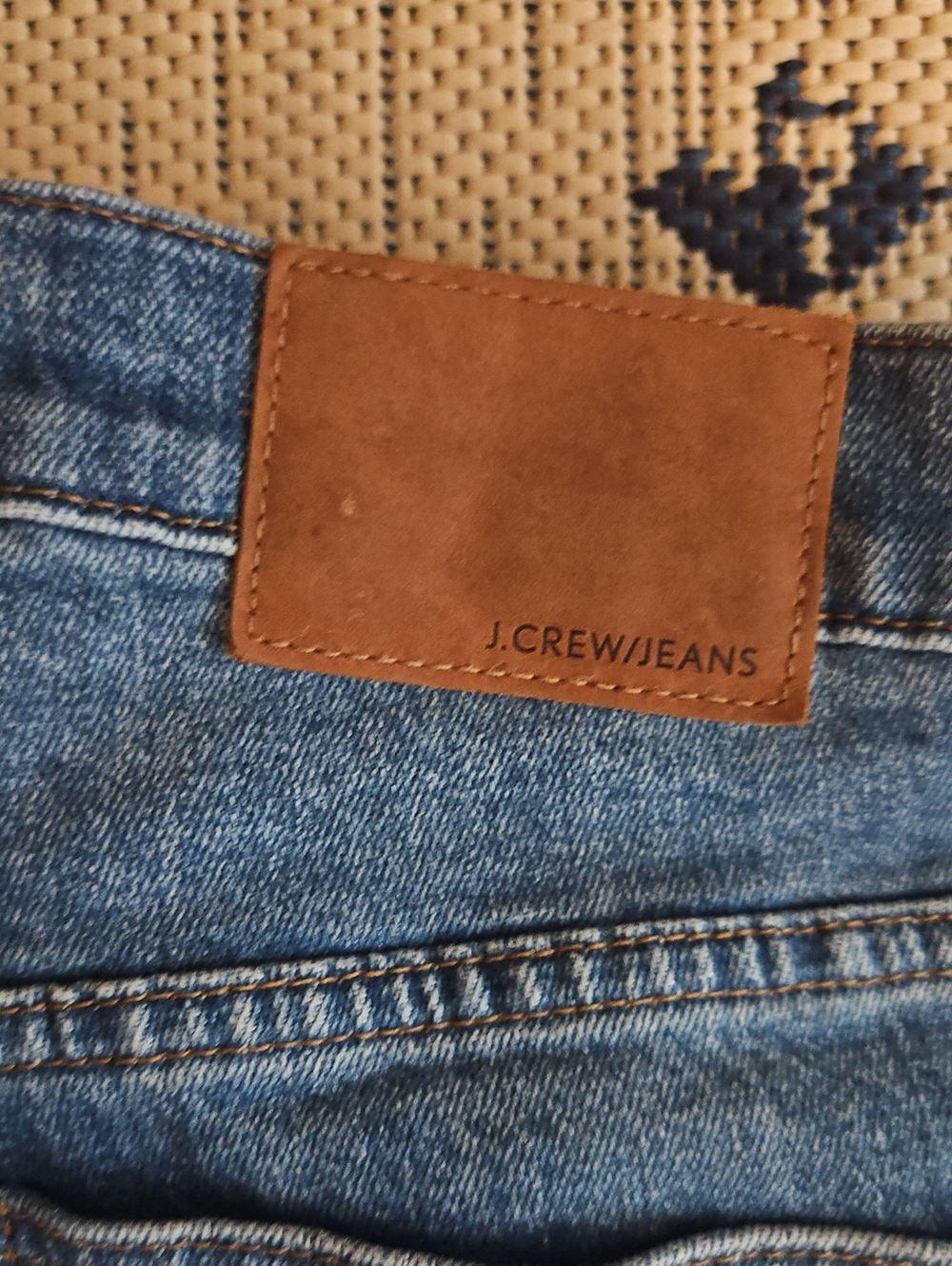 J. Crew Women's Straight-Leg Jeans in Medium Blue Denim - Picture 2 of 8